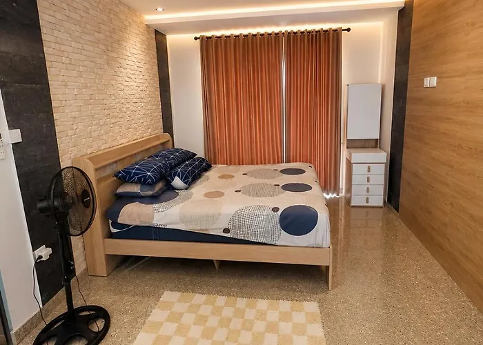 Little Hidden 2br 5 Min To Villa